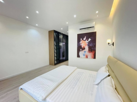 Bán Nhà Đường Dương Quảng Hàm 5x20 Trệt 2 Lầu ST Giá Chỉ 10,5 tỷ