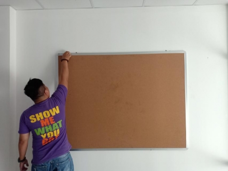 BẢNG GHIM GỖ BẦN - 80x120 cm 0903.083.885