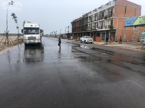 nhà phố đất nền Becamex chơn thành giá đầu tư