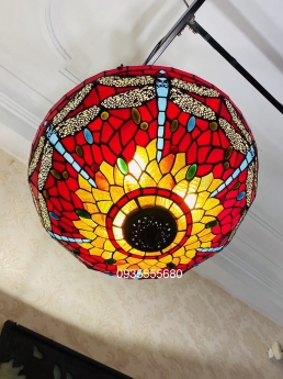 Đèn trần tiffany hoạ tiết chuồn chuồn đỏ rực rỡ