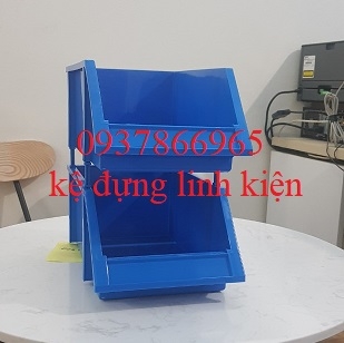 Khay nhựa vát đầu, khay nhựa nguyên sinh, kệ đựng dùng trong nhà máy