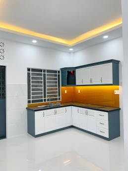 Bán nhà HXH Quang Trung, P.10, GV, DT : 4.5*15, 3 tầng, giá chỉ : 6,5 tỉ - Lh : 0934446933