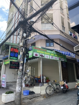cho thuê mặt tiền 2 mặt bằng đối diện chợ