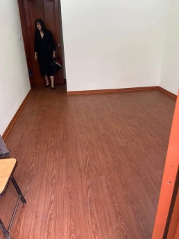 Nhà 4 tầng mặt tiền hơn 4m! Cần bán gấp nhà trung tâm Đống Đa kinh doanh hay ở đều được!