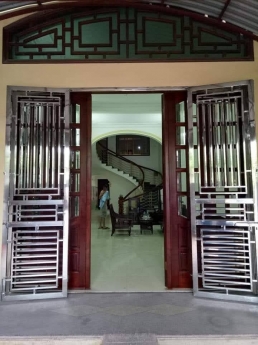 Cho thuê nhà số 156 mặt đường Trung Hành, phường Đằng Lâm, quận Hải An, Hải Phòng.