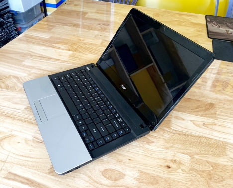 Laptop Acer Aspire E1-471 Core i5-2430M Ram 4GB HDD 500GB Màn Hình 14 Inch VGA ON Máy Đẹp