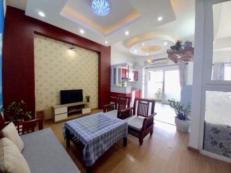 Cần  bán căn hộ 02PN, 02WC full đồ, tầng đẹp ở  khu đô thị Nam Cường, Cổ Nhuế 1.