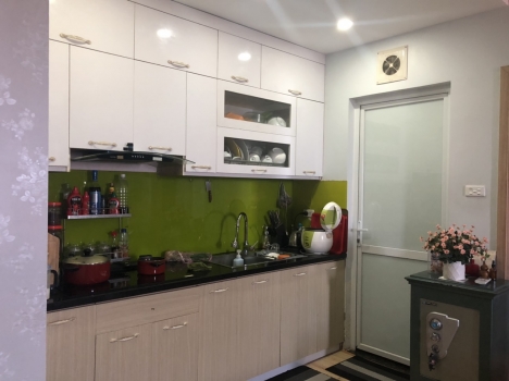 Cần bán gấp căn hộ 1 ngủ tại khu đô thị mới Nghĩa Đô, 45m2 giá 1.6 tỷ.