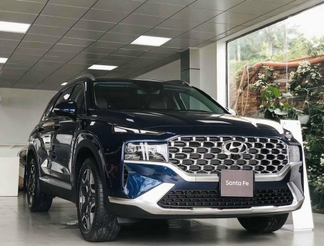 Cần bán Hyundai Santa Fe đời 2021