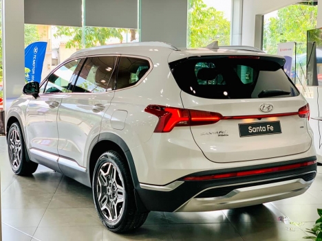 Hyundai santafe có sẵn giao ngay!