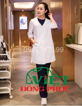 Công ty may quần áo bác sĩ kiểu dáng đẹp, thiết kế hợp lý, tiện dụng