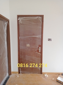 Giá Cửa Gỗ Công Nghiệp HDF, MDF Mới Nhất Tại TP HCM