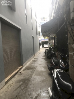 Bán nhà 3 tầng kiệt Triệu Nữ Vương , Hải Châu 2 Đà Nẵng , gần đường Nguyễn Văn Linh