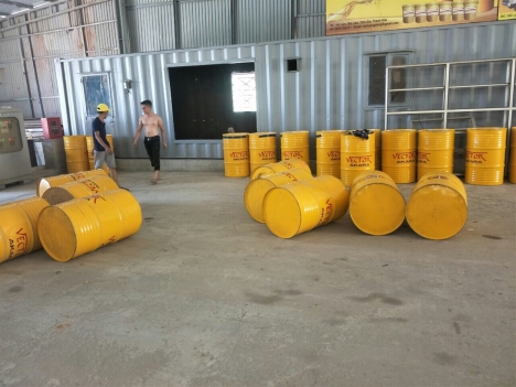 Cần báo giá nhớt thủy lực, nhớt 10, nhớt 68, dầu thủy lực cao cấp