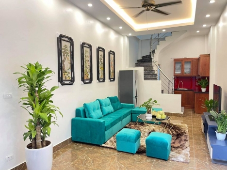 Bán nhà ngõ 184 Đại Từ, diện tích 33*5 tầng, nhà mới giá chỉ 4.25 tỷ