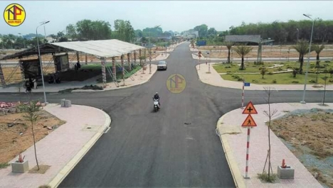 Chánh Phú hòa giá chỉ 800tr nền