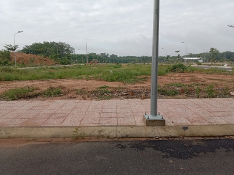 Phương Toàn Phát Giá ưu đãi nhà đầu tư chỉ 820tr nền