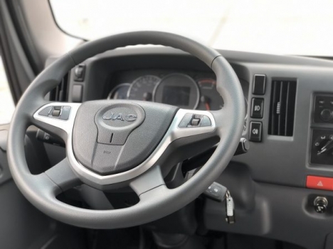 Xe tải JAC 8 Tấn thùng 7m6 giá rẻ tại Tây Ninh