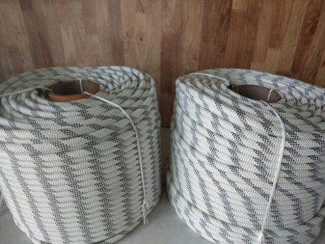 Dây thừng phi 14mm đu sơn nước