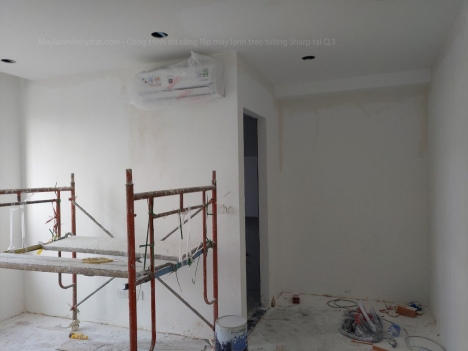 Xem ngay 1 số model của MÁY LẠNH TREO TƯỜNG SHARP tại công ty chúng tôi
