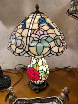 Đèn tiffany hai thân hoạ tiết hoa hồng nhỏ xinh