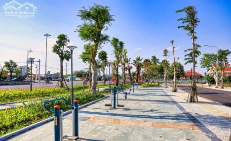 Gia đình cần tiền duy trì kinh doanh cần bán gấp lô đất càng nhanh càng tốt, ưu tiên các bác đi xem