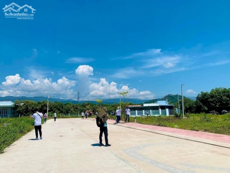 Đất Huyện Cam Lâm 111m2 mặt tiền rộng, quy hoạch đẹp giá rẻ chỉ 500 triệu bao sang tên thuế phí