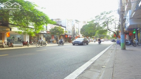 MD062161Bán nhà mặt đường Lương Khánh Thiện 70m2 ngang 4,4m giá 14,7 tỷ Liên hệ 0788 258 222