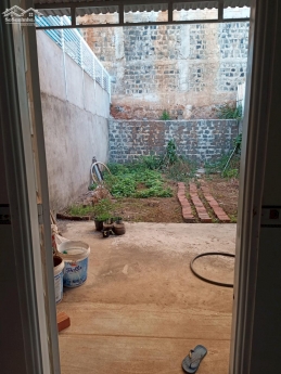 Bán nhà mặt phố tại đường Nguyễn Thái Học- Liên Nghĩa- Lâm Đồng giá 3 tỷ