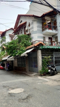 Bán Biệt Thự Tại Cư Xá Đồng Tiến Phường 14 Quận 10 120m2 3 Tầng 24.5 Tỷ