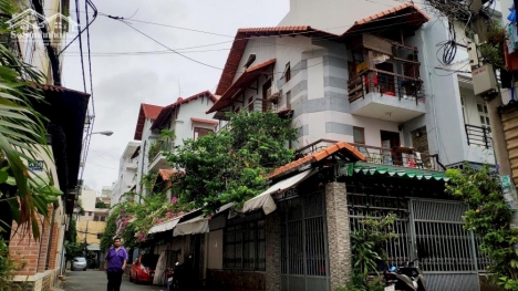 Bán Biệt Thự Tại Cư Xá Đồng Tiến Phường 14 Quận 10 120m2 3 Tầng 24.5 Tỷ