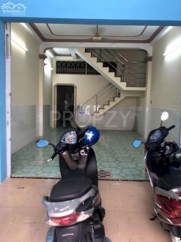 Cho Thuê Nhà NC 5PN HXH Bình Thới Phường 14 Quận 11 - có 2 máy lạnh, 4 máy nước nóng.