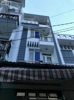 Cho thuê nhà Phan Huy Ích 1 trệt 3 lầu 4pn hxh giá rẻ