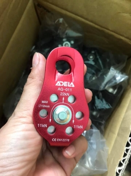 Mẫu ròng rọc trượt dây đu