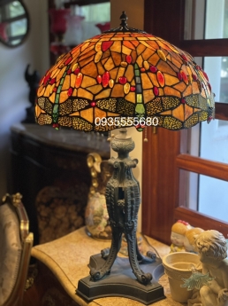 Đèn bàn tiffany chuồn cổ hàng mỹ mới về