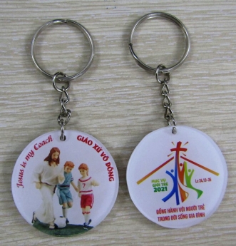 móc khóa mica giá rẻ, xưởng làm móc khóa giá rẻ