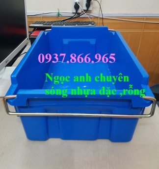 Cần bán thùng nhựa có quai sắt,Ứng dụng thùng nhựa A2 trong công nghiệp