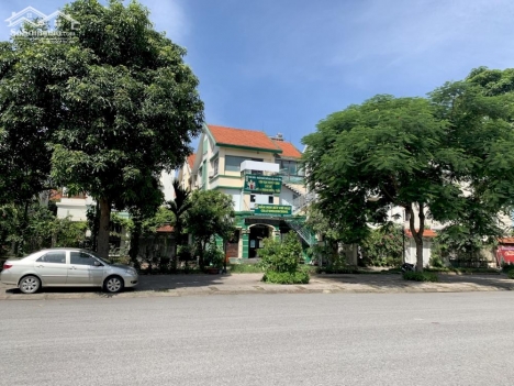 Biệt thự song lập hoa giấy  Đặng Xá 175 m2 đất, xây 3 tầng dọn về ở ngay, rẻ hơn 2 tỷ.
