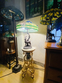 Giao lưu đèn tiffany hoa hồng sắc xanh hồng mới lạ