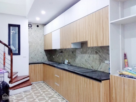 Gà đẻ trứng vàng! Nhỉnh 2 tỷ Phân lô ô tô đỗ cửa kinh doanh dòng tiền.