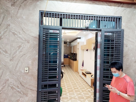 Gà đẻ trứng vàng! Nhỉnh 2 tỷ Phân lô ô tô đỗ cửa kinh doanh dòng tiền.
