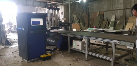 Máy cnc 4 đầu cắt gỗ công nghiệp