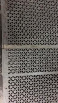Tôn dày 1mm,2mm,3mm,4mm đột lỗ theo yêu cầu khách hàng