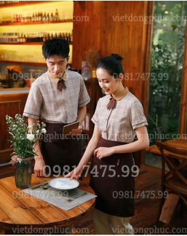 Mẫu đồng phục nhân viên chạy bàn phong cách trẻ trung, năng động, và hiện đại khi mặc