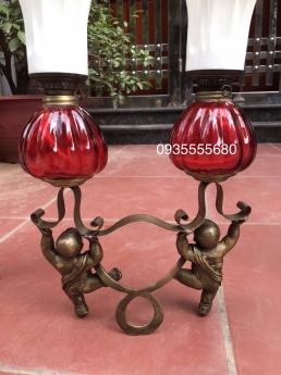 Giao lưu đôi đèn dầu đồng hàng hiếm