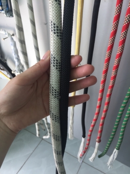 Dây thừng đu dây thi công nhà cao tầng