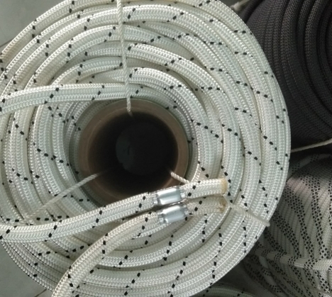 Dây thừng phi 16mm đu dây sơn nước