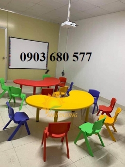 Cung cấp bàn ghế nhựa trẻ em dành cho bậc mầm non, mẫu giáo