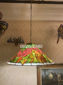 Đèn thả bàn ăn tiffany hoạ tiết hoa leo nhẹ nhàng