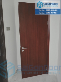 Cung cấp và lắp đặt cửa gỗ công nghiệp MDF cho phòng ngủ